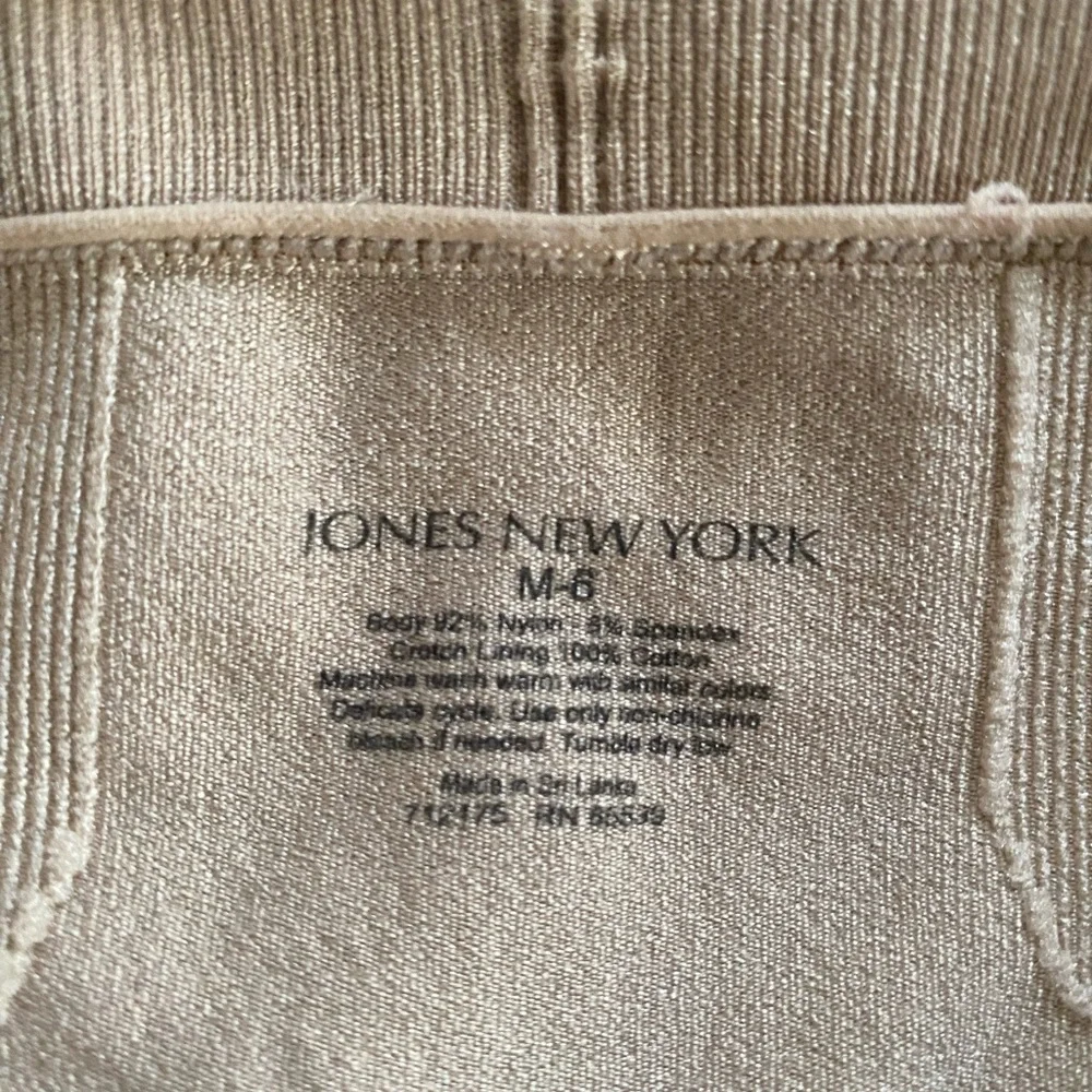 Jones New York very clean
